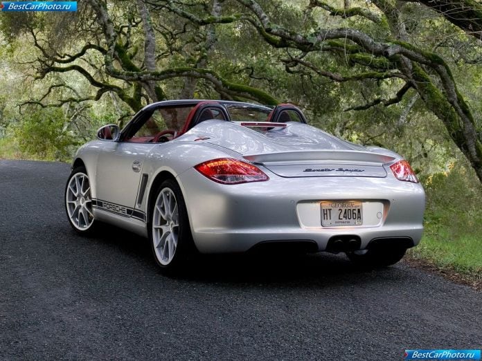 2010 Porsche Boxster Spyder - фотография 40 из 69