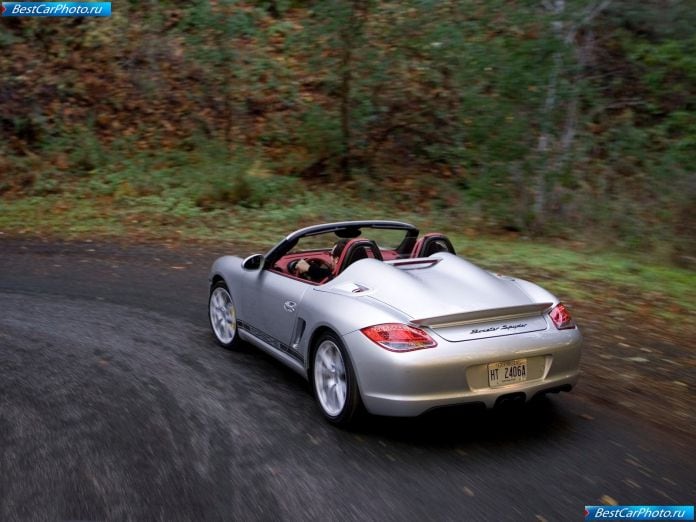 2010 Porsche Boxster Spyder - фотография 41 из 69