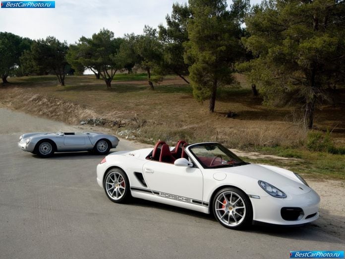 2010 Porsche Boxster Spyder - фотография 50 из 69
