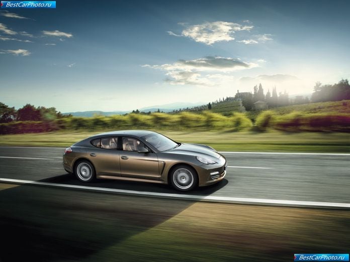 2010 Porsche Panamera - фотография 54 из 150