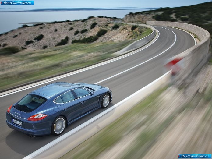 2010 Porsche Panamera - фотография 87 из 150