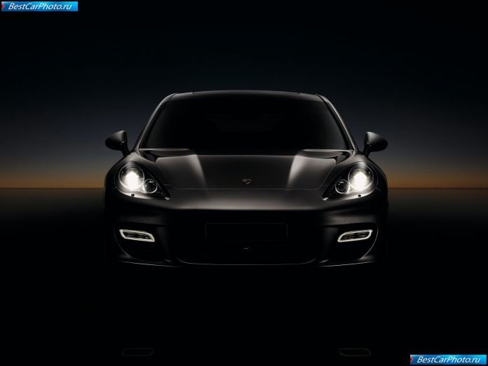 2010 Porsche Panamera - фотография 102 из 150
