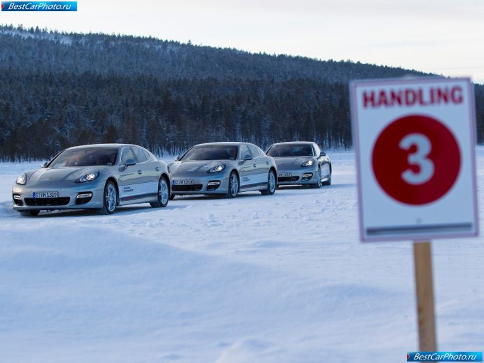 2010 Porsche Panamera - фотография 106 из 150
