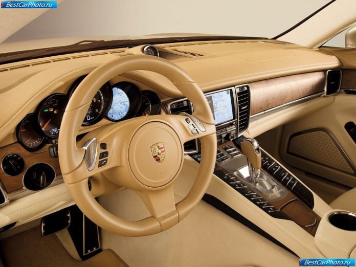 2010 Porsche Panamera - фотография 113 из 150