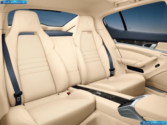 2010 Porsche Panamera - фотография 117 из 150