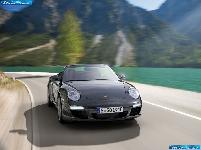 2011 Porsche 911 Black Edition - фотография 2 из 9