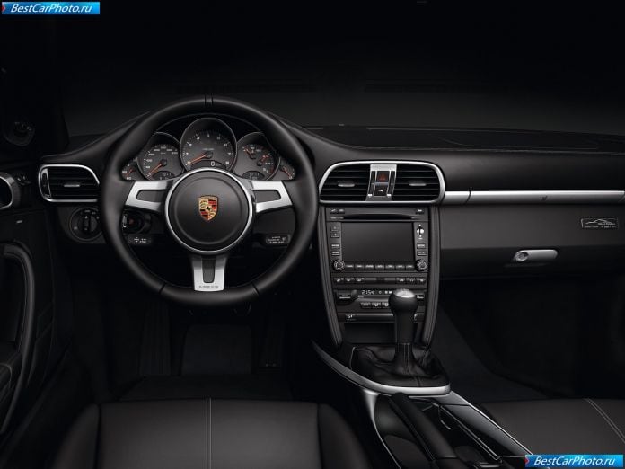 2011 Porsche 911 Black Edition - фотография 7 из 9