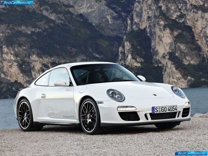 2011 Porsche 911 Carrera Gts - фотография 2 из 36