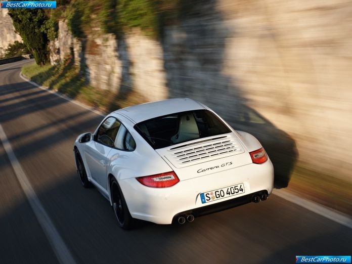 2011 Porsche 911 Carrera Gts - фотография 21 из 36