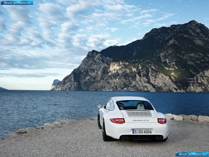 2011 Porsche 911 Carrera Gts - фотография 25 из 36