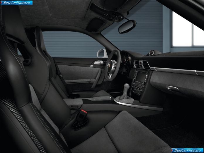 2011 Porsche 911 Carrera Gts - фотография 30 из 36