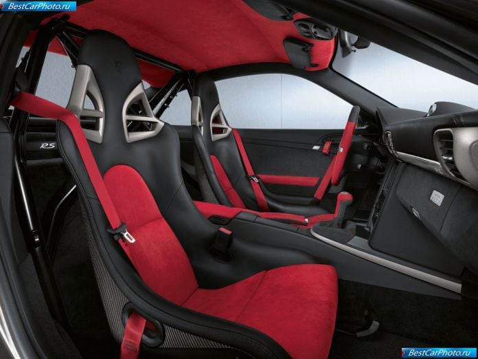 2011 Porsche 911 Gt2 Rs - фотография 6 из 6