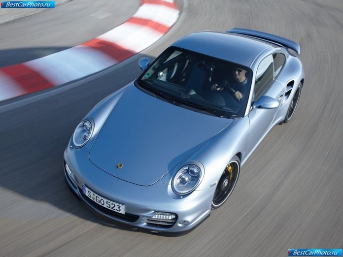 2011 Porsche 911 Turbo S - фотография 1 из 41