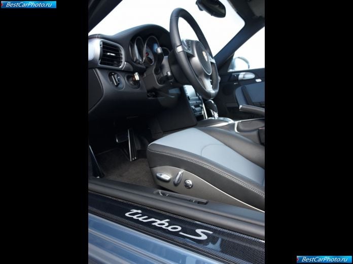 2011 Porsche 911 Turbo S - фотография 41 из 41