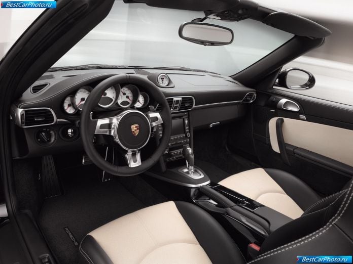2011 Porsche 911 Turbo S Cabriolet - фотография 9 из 11