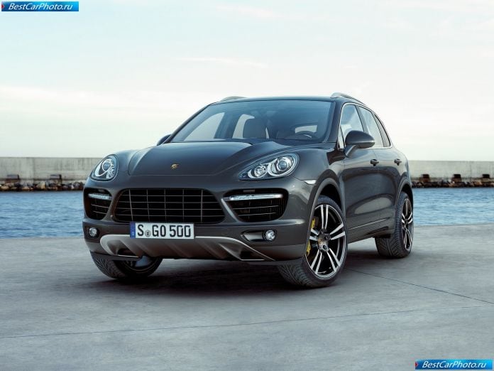 2011 Porsche Cayenne - фотография 2 из 118