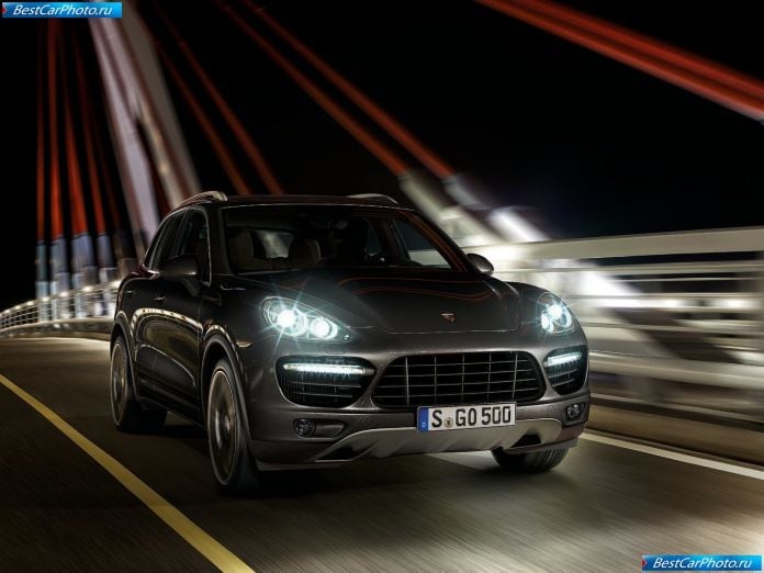 2011 Porsche Cayenne - фотография 8 из 118