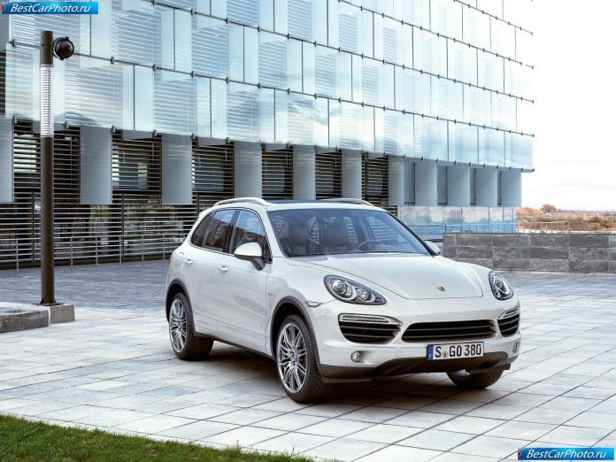 2011 Porsche Cayenne - фотография 9 из 118
