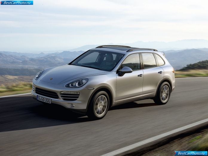 2011 Porsche Cayenne - фотография 19 из 118