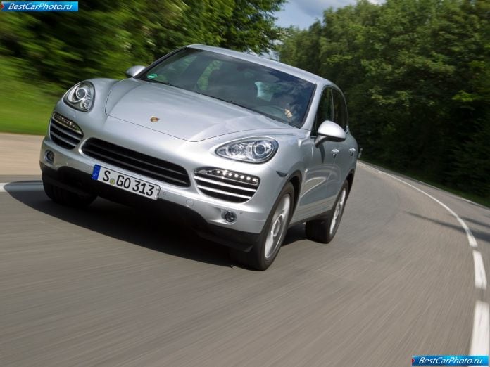 2011 Porsche Cayenne - фотография 24 из 118