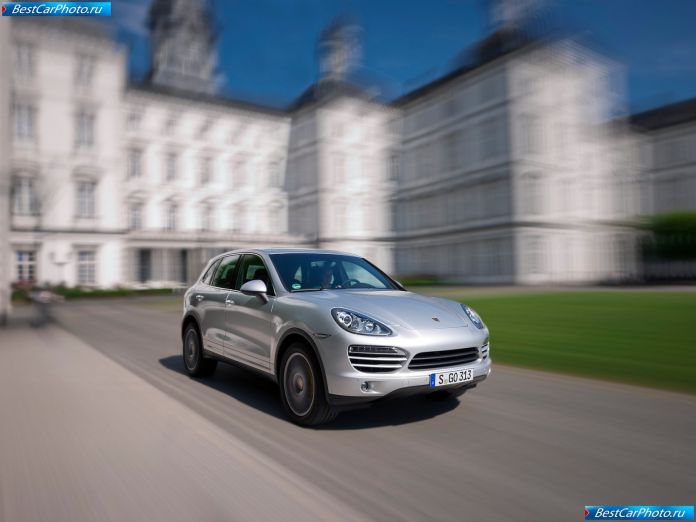 2011 Porsche Cayenne - фотография 30 из 118