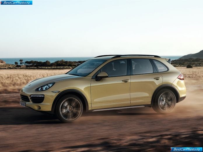2011 Porsche Cayenne - фотография 39 из 118