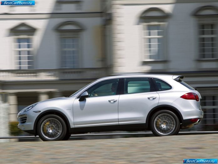 2011 Porsche Cayenne - фотография 43 из 118