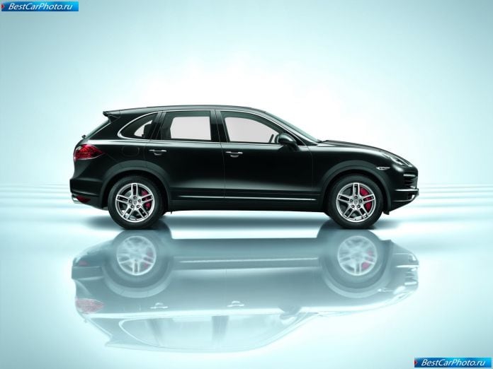 2011 Porsche Cayenne - фотография 77 из 118