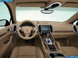 porsche_2011-cayenne_1600x1200_086.jpg