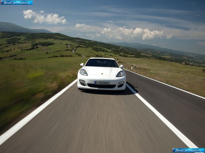 2012 Porsche Panamera Diesel - фотография 25 из 29