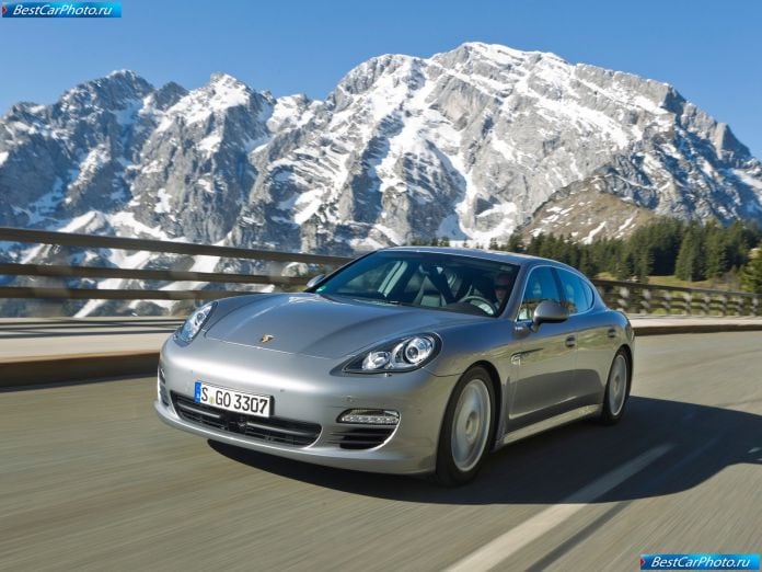 2012 Porsche Panamera S Hybrid - фотография 7 из 39