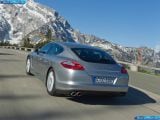 porsche_2012-panamera_s_hybrid_1600x1200_015.jpg