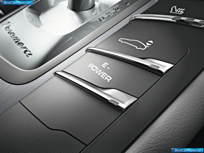 2012 Porsche Panamera S Hybrid - фотография 21 из 39
