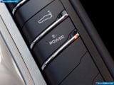 porsche_2012-panamera_s_hybrid_1600x1200_022.jpg