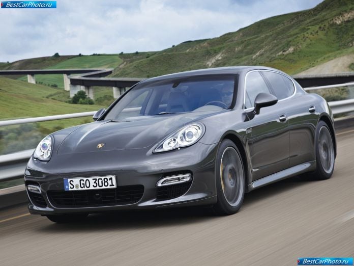 2012 Porsche Panamera Turbo S - фотография 2 из 40
