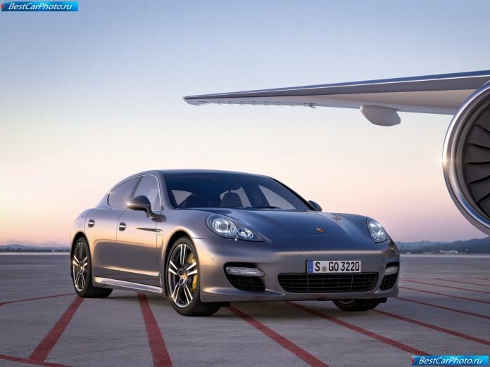 2012 Porsche Panamera Turbo S - фотография 5 из 40