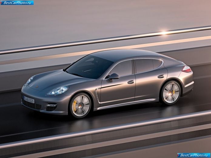 2012 Porsche Panamera Turbo S - фотография 14 из 40