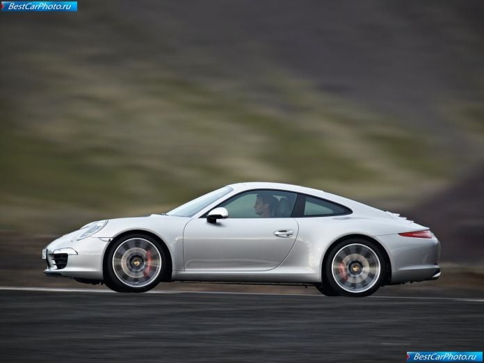 2013 Porsche 911 Carrera S - фотография 8 из 25