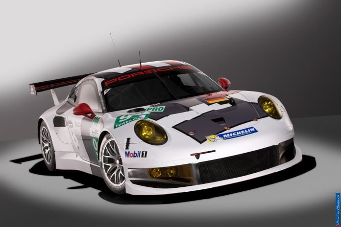 2013 Porsche 911 RSR - фотография 1 из 8