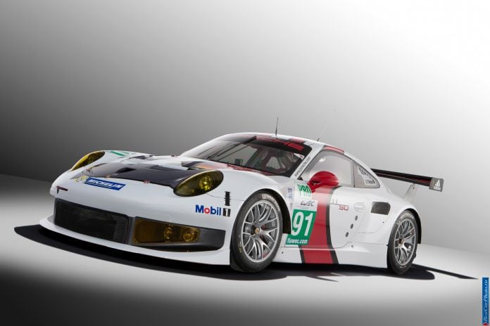 2013 Porsche 911 RSR - фотография 3 из 8
