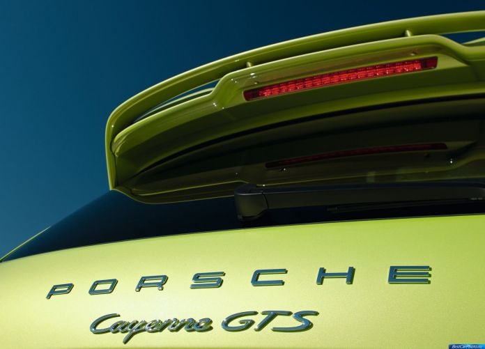 2013 Porsche Cayenne GTS - фотография 28 из 33