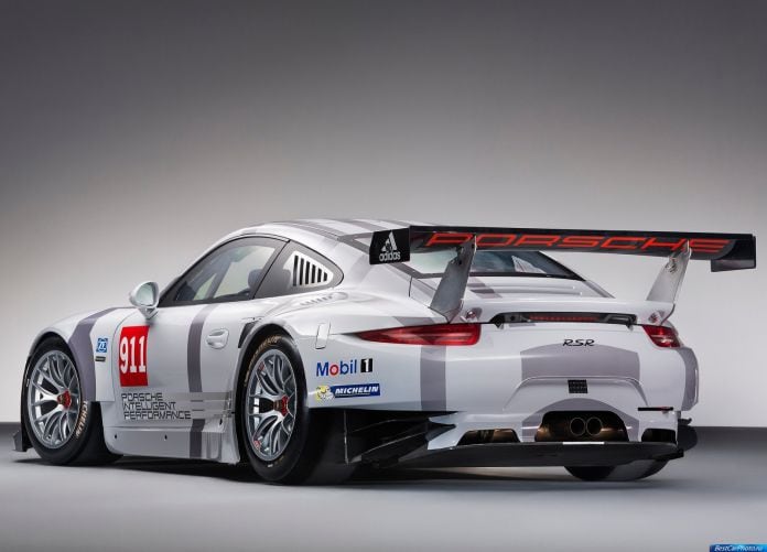 2015 Porsche 911 Rsr - фотография 3 из 6