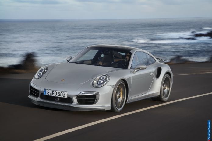 2014 Porsche 911 Turbo S - фотография 5 из 47
