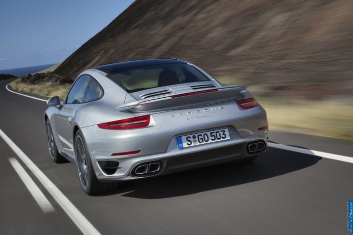 2014 Porsche 911 Turbo S - фотография 15 из 47