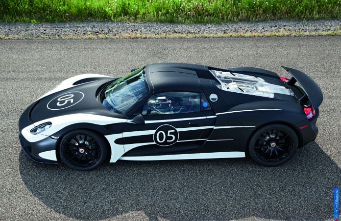 2014 Porsche 918 Spyder - фотография 25 из 57