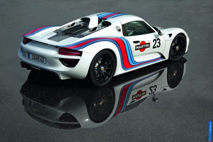 2014 Porsche 918 Spyder - фотография 27 из 57