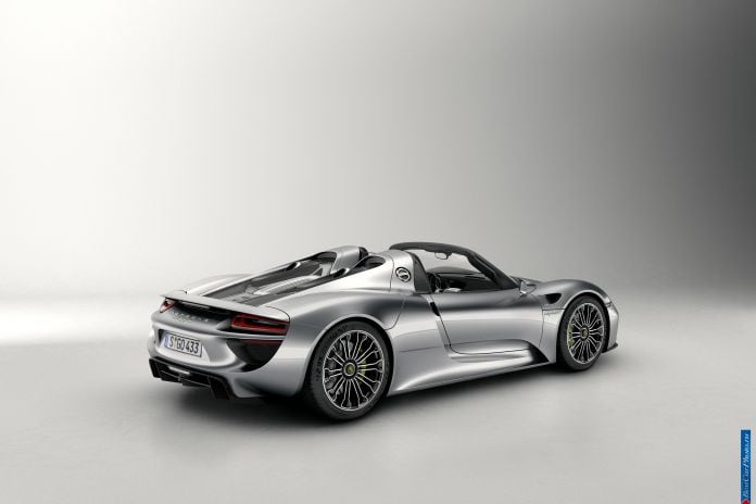 2014 Porsche 918 Spyder - фотография 43 из 57
