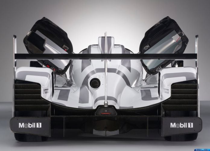 2015 Porsche 919 Hybrid - фотография 7 из 20