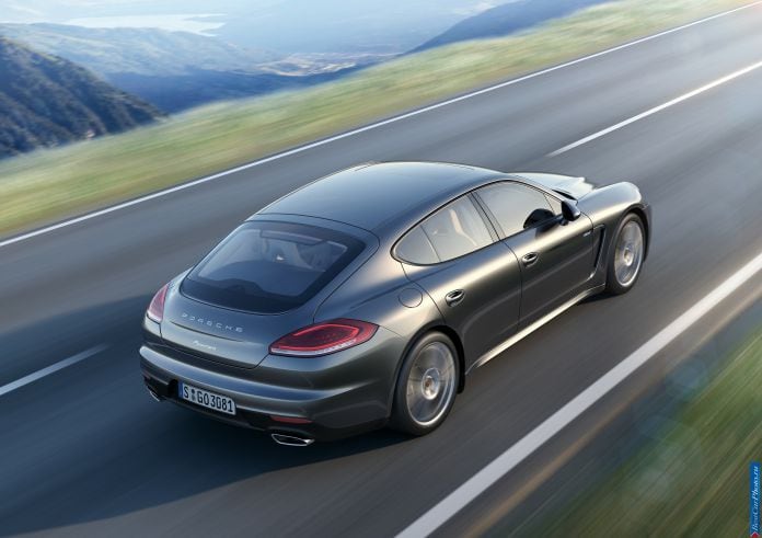 2014 Porsche Panamera - фотография 11 из 97