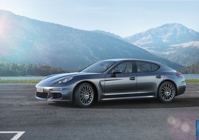 2014 Porsche Panamera - фотография 16 из 97